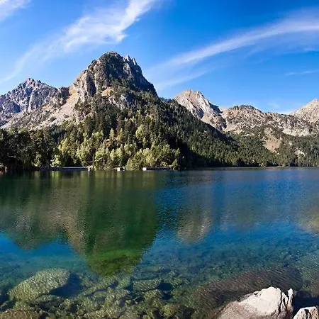Edif. La * El Pueyo de Jaca